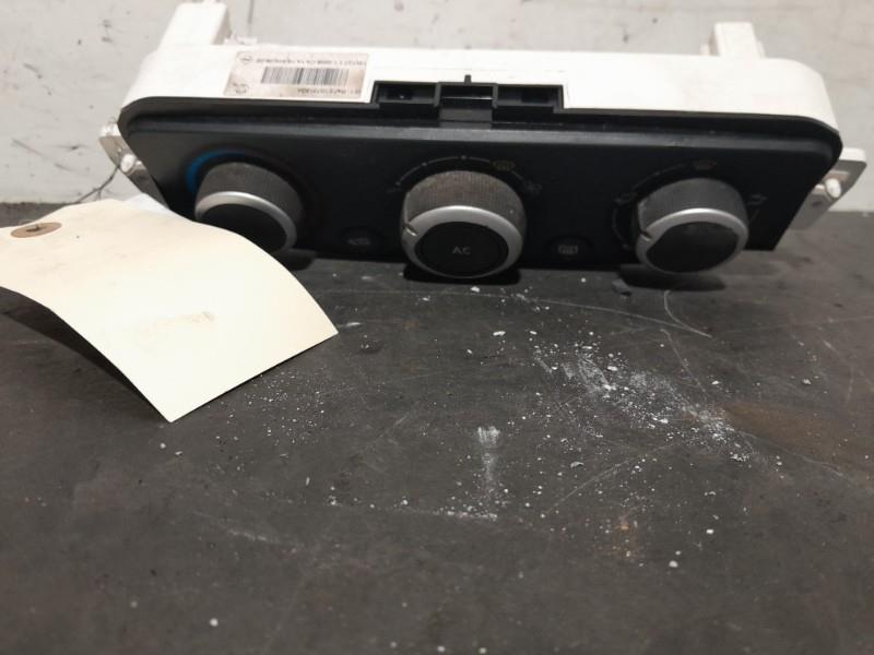 Commande chauffage RENAULT MEGANE 3 PHASE 3 BREAK  - 1