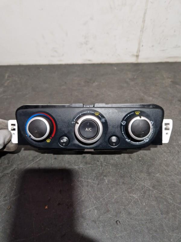 Commande chauffage RENAULT MEGANE 3 PHASE 3 Diesel - 1
