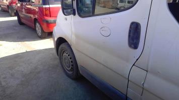 Porte avant gauche