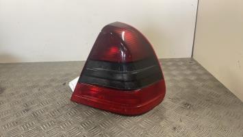 Fanale posteriore principale destro (luci)