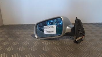 Specchietto retrovisore sinistro