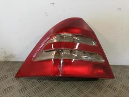 Fanale posteriore principale sinistro (luci)