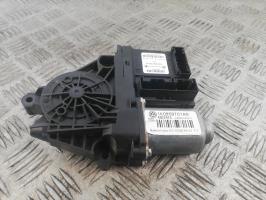 Motore alzacristalli anteriore sinistro