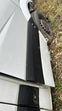 Baguette de porte avant droite