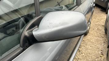 Retrovisor izquierdo