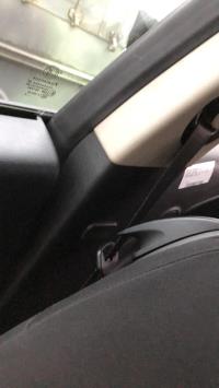 Cinturón de seguridad delantero derecho
