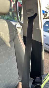 Ceinture avant gauche