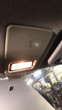 Luce di cortesia