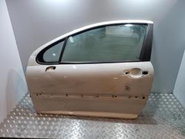 Puerta delantera izquierda