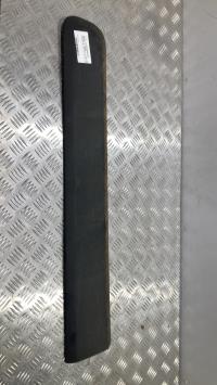 Baguette de porte avant droite