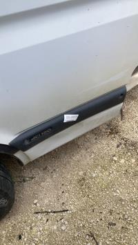 Baguette de porte avant gauche