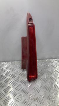 Luz trasera secundaria derecha (luces)