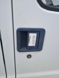 Poignee porte avant droit