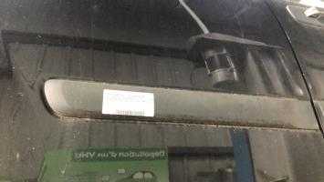 Moldura de puerta trasera derecha