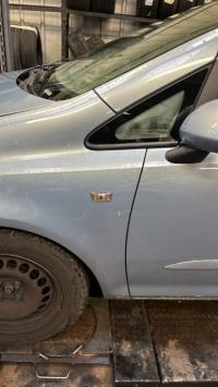Parafango anteriore sinistro