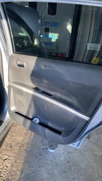 Panel de puerta trasera derecha