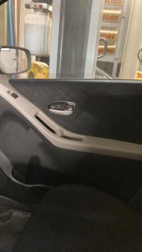 Panneau de porte avant droit