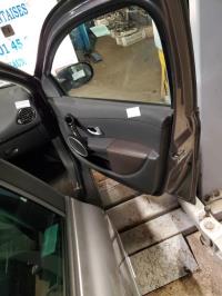 Panneau De Porte Avant Droit Renault Clio 3 Phase 2 - Occasion - Correct - Garantie 12 Mois