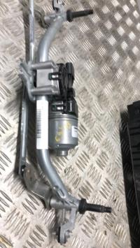 Moteur essuie glace avant