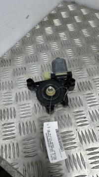 Moteur leve vitre avant gauche