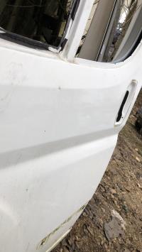Porte avant gauche