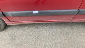 Baguette de porte avant gauche
