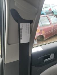 Cinturón de seguridad delantero derecho