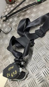 Ceinture avant droit
