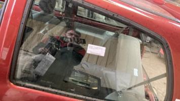 Custode arriere gauche