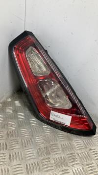 Fanale posteriore principale sinistro (luci)