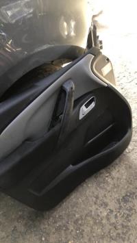 Pannello portiera anteriore sinistro