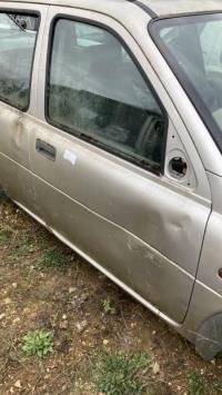 Porte avant droit