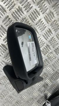 Retrovisor izquierdo
