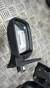 Retrovisor izquierdo