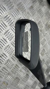 Retrovisor izquierdo