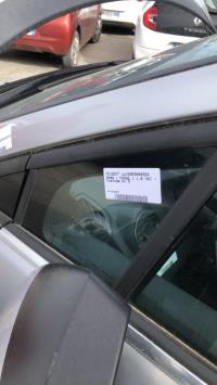 Vetro laterale fisso anteriore sinistra (portiera)