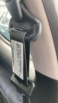 Ceinture avant gauche