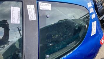 Custode arriere gauche