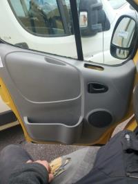 Panneau de porte avant gauche