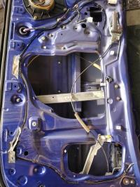 Leve vitre electrique avant droit