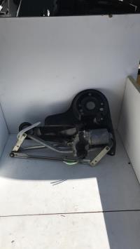 Moteur essuie glace avant
