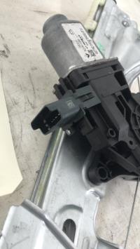 Leve vitre electrique arriere gauche