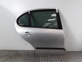 Puerta trasera derecha