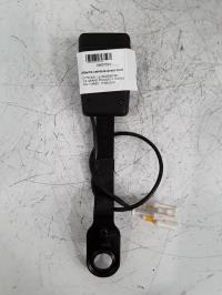 Attache ceinture avant droit