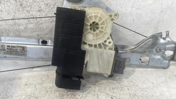 Leve vitre electrique arriere gauche