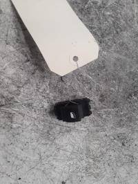 Interrupteur de leve vitre avant droit