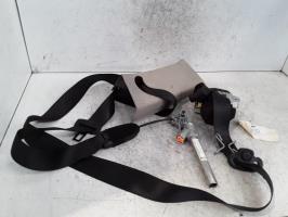 Ceinture avant gauche