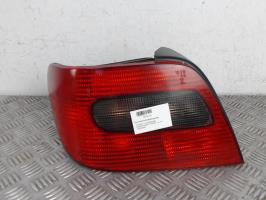 Fanale posteriore principale sinistro (luci)