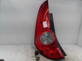 Fanale posteriore principale sinistro (luci)