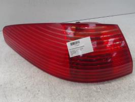 Fanale posteriore principale sinistro (luci)